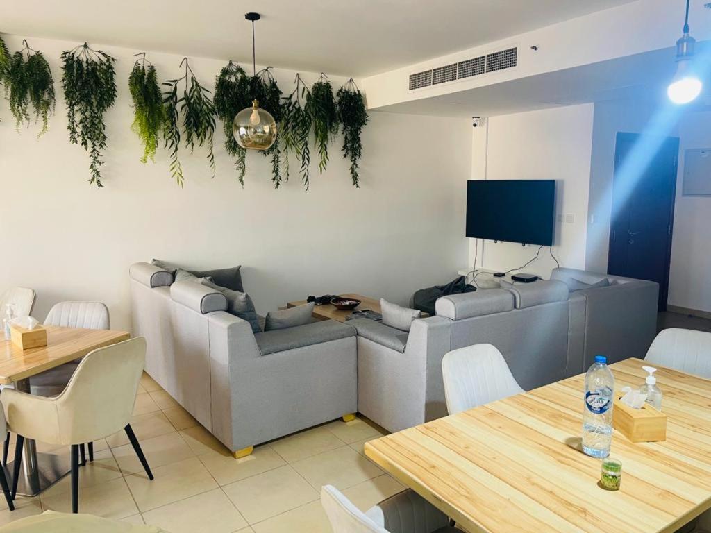 Maya Home Dubai Exterior foto